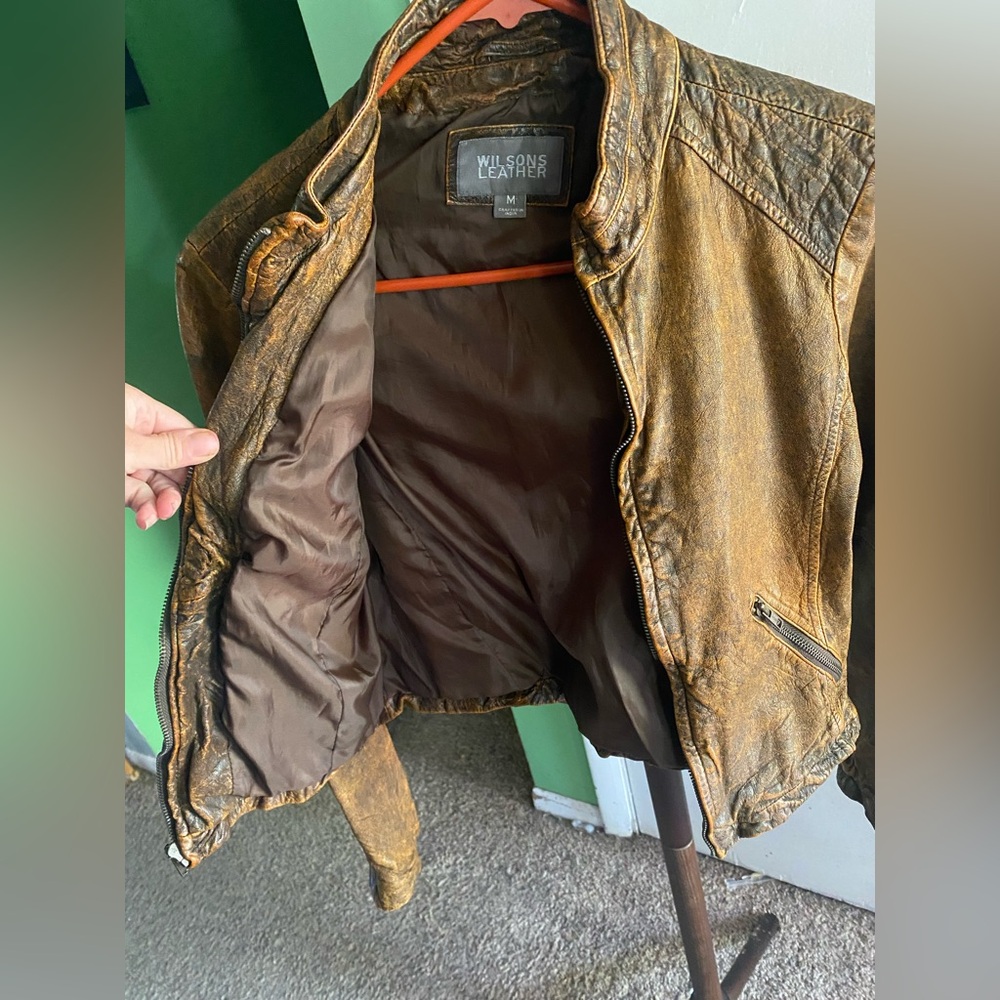 Wilson’s Leather Distressed Cropped Leather Jacket - Picture 5 of 13